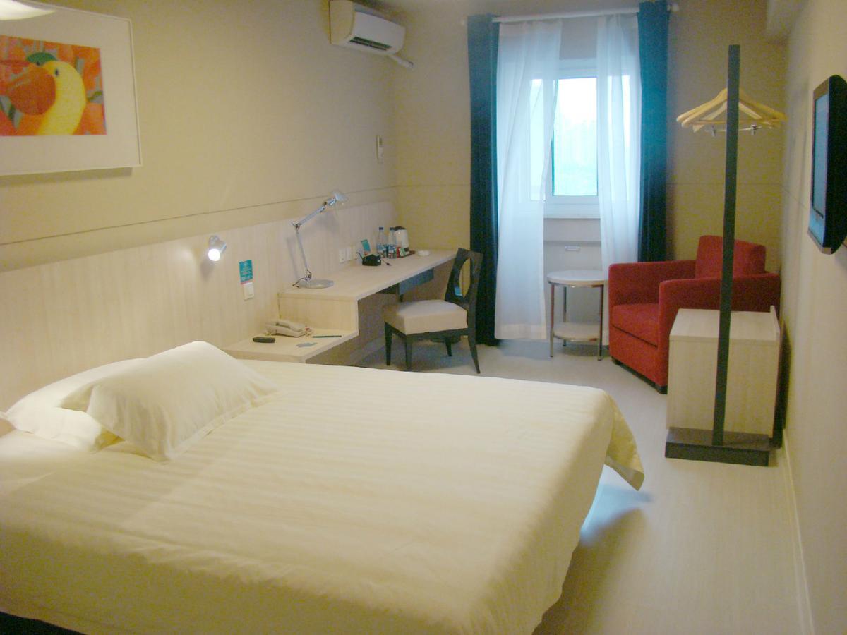 Jinjiang Inn Shenyang North Railway Station Huigong Square المظهر الخارجي الصورة