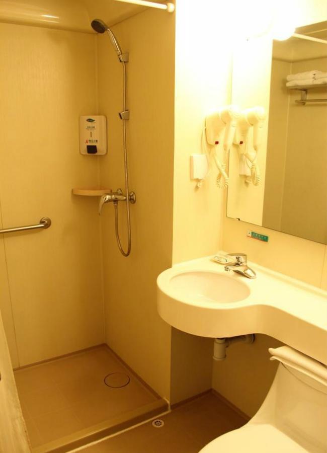 Jinjiang Inn Shenyang North Railway Station Huigong Square المظهر الخارجي الصورة